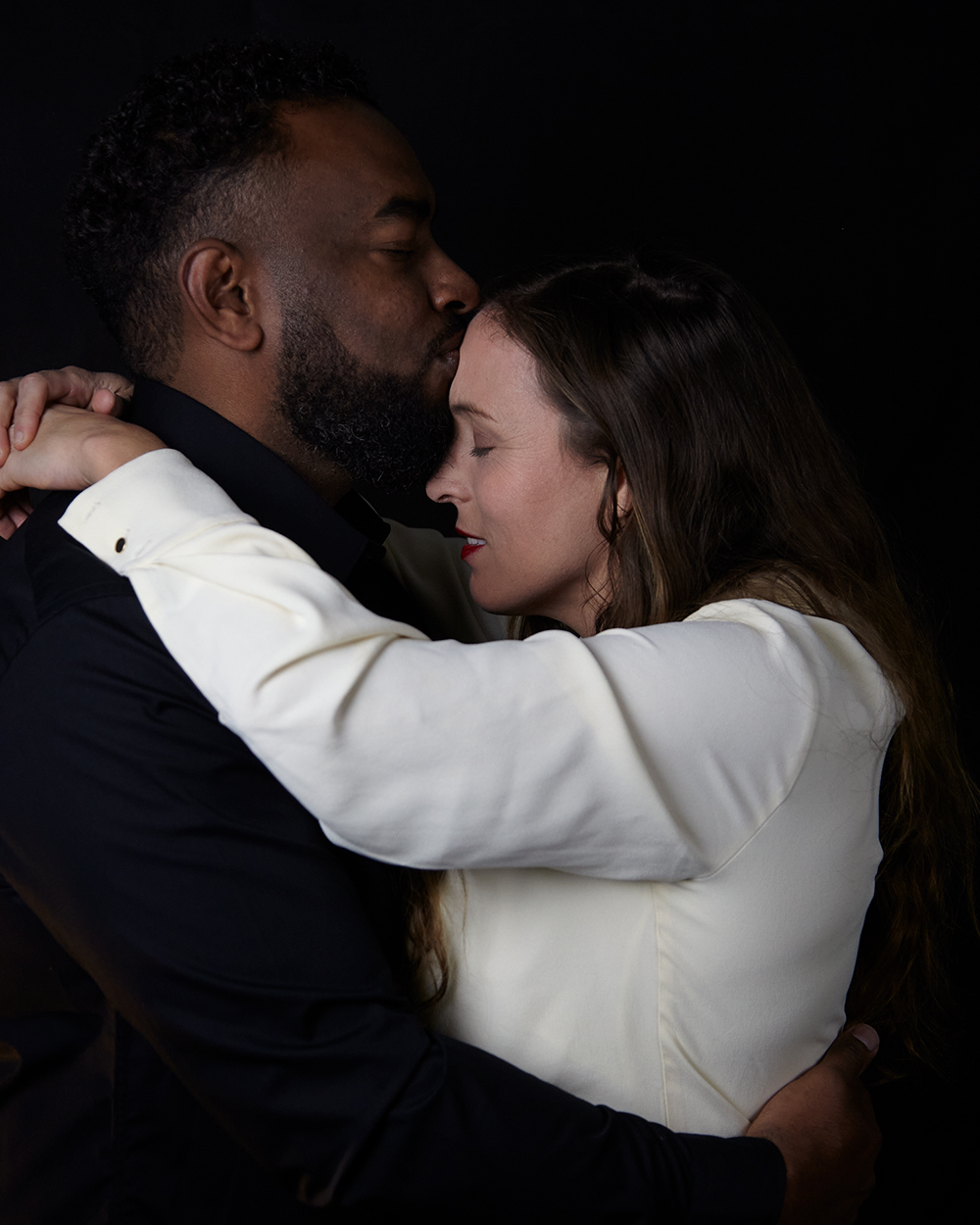 Sam Morell as Othello, Julia Landrey as Desdemona