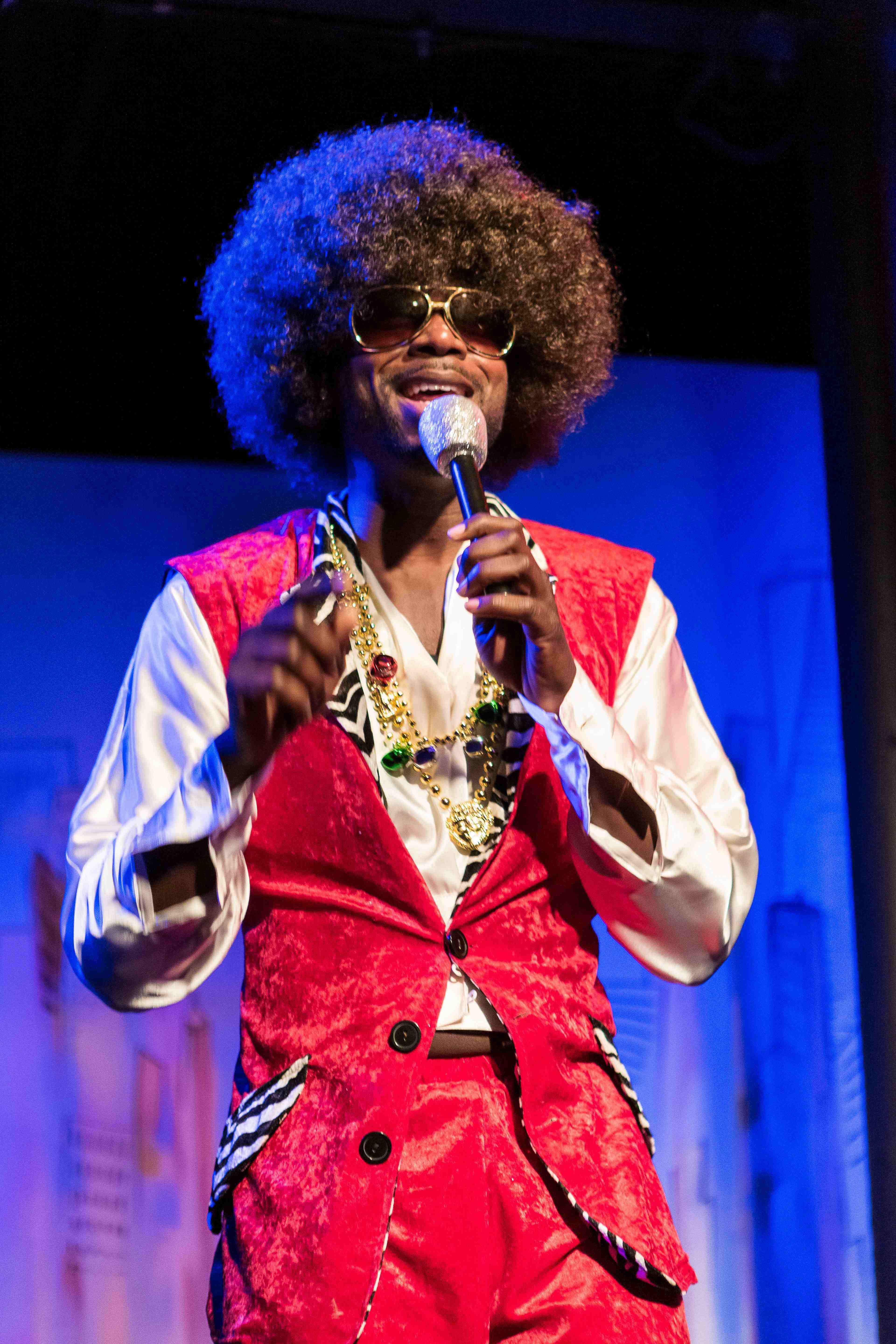 Mike Sandusky returns to Theatre NOVA in DJ WHITTINGTON''S KOOL KAT: A Hip-Hop Panto (Sean Carter Photography) 