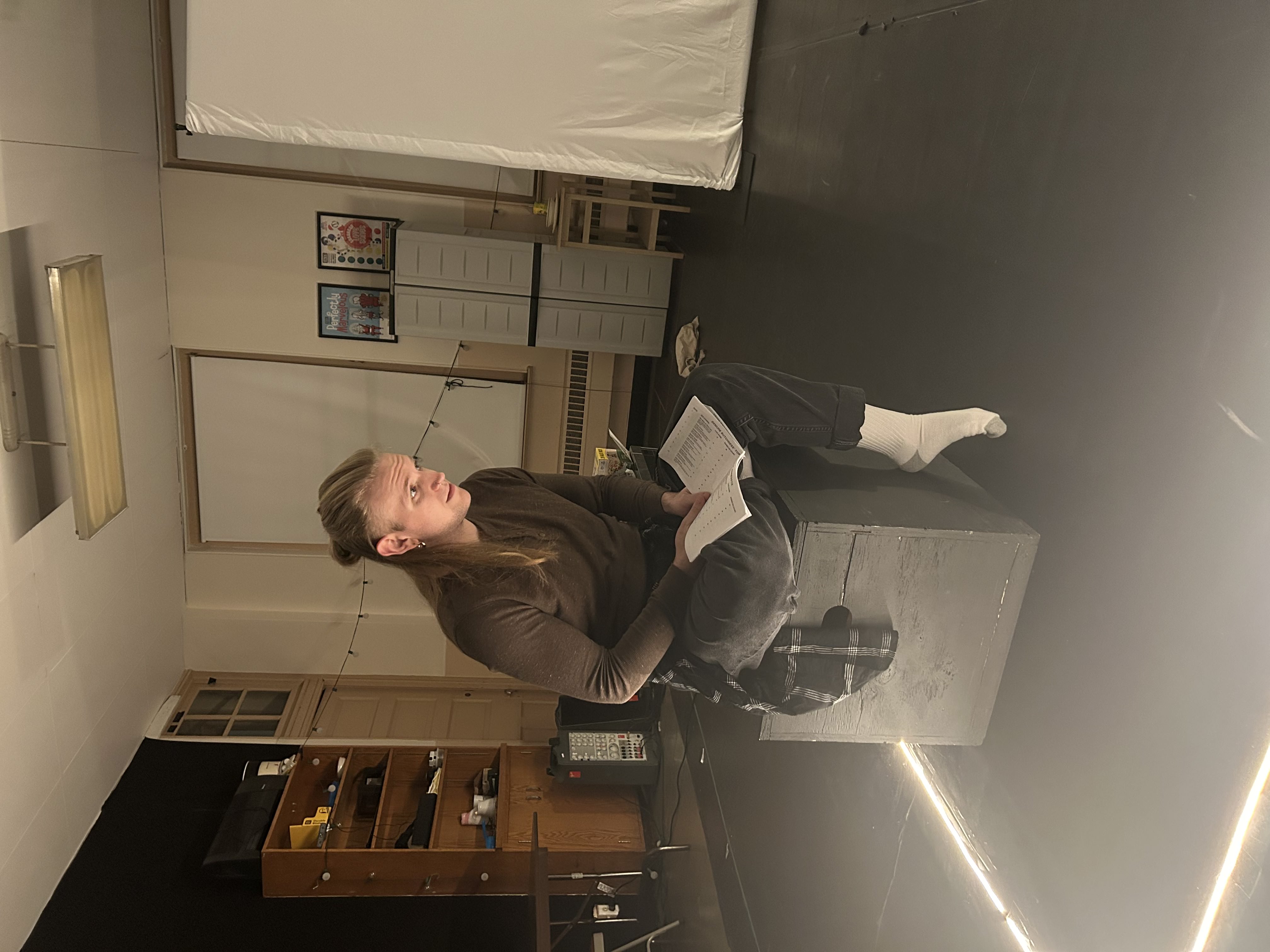 Monty''s first foray into Gabe''s porn collection Monty''s first foray into Gabe''s porn collection