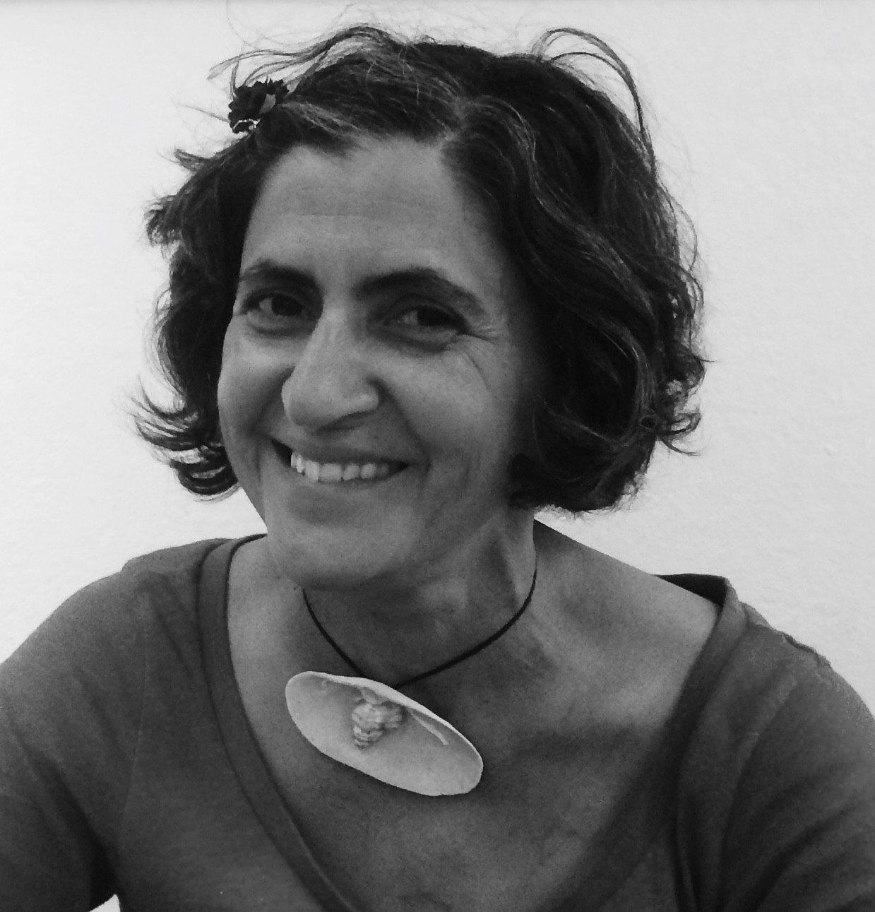 Kalliopy Paleos as Rachel   s friend Dorothy Freeman.