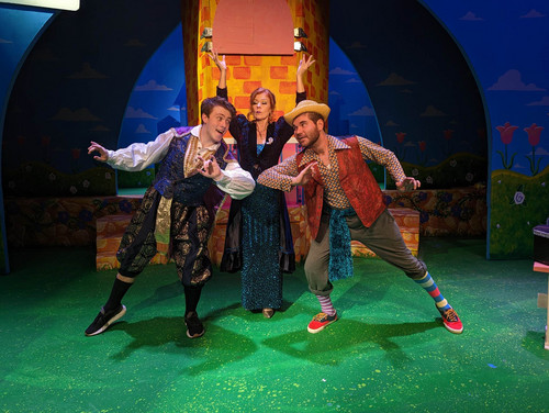 Eric (Stephen Denning) and Mary (Maria Hefte) share a light hearted moment with their daughter Rapunzel (Kelly Laines) 6
