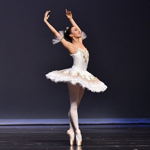 A dancer of the Goh Ballet. Photo: World Ballet Competition. 1
