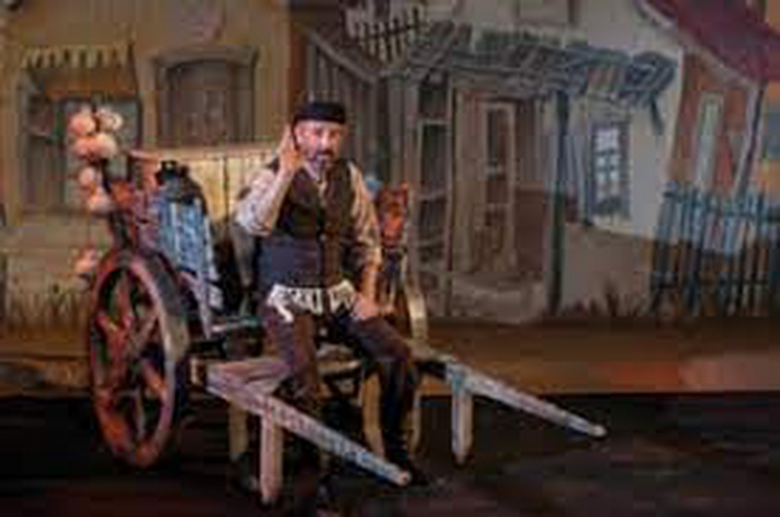 Bruce Winant as Tevye 2
