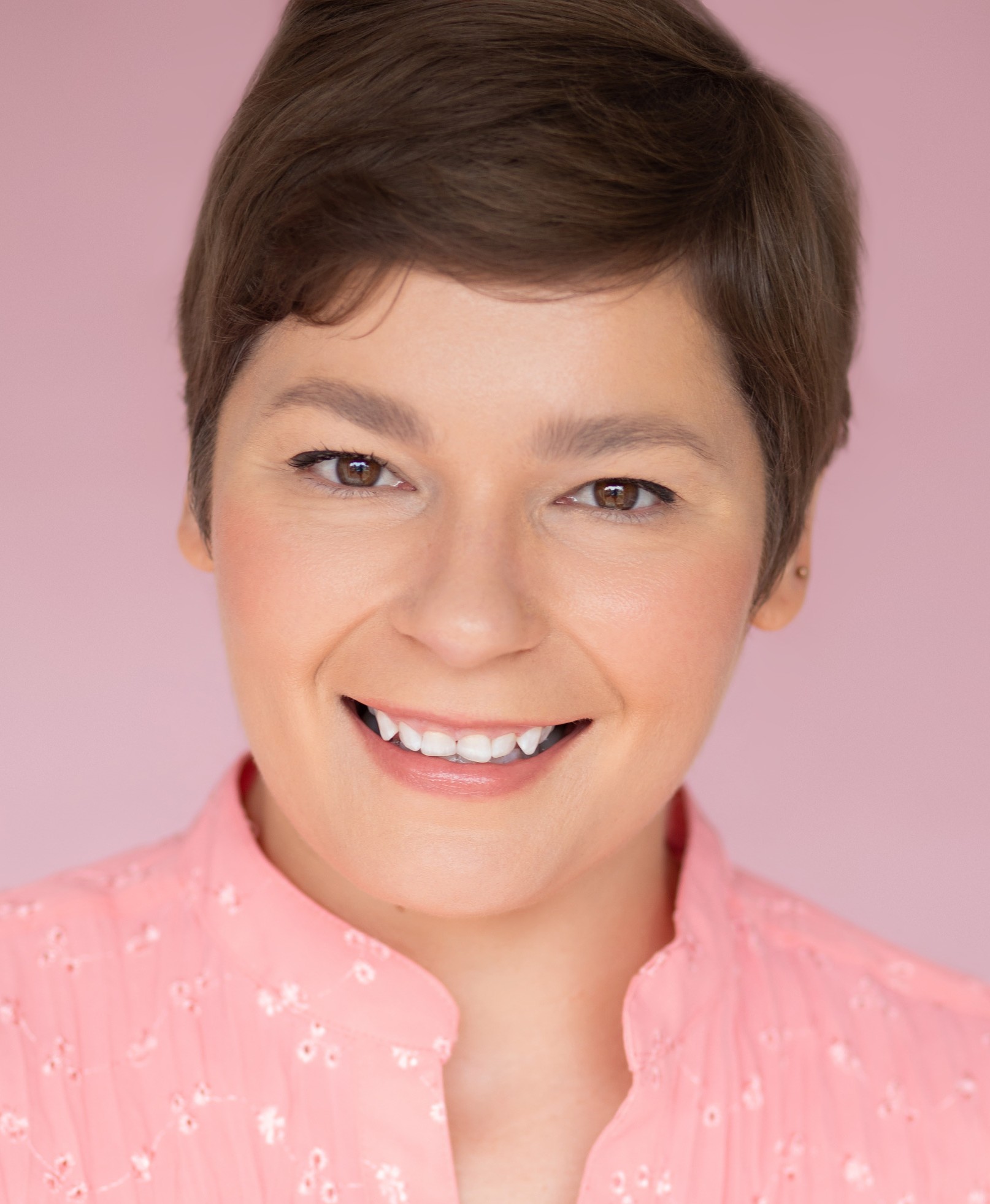 Tiffany Browne-Tavarez as Rachel Carson.