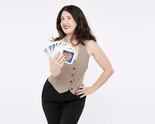 Lindsey Noel ♦ I’M A MAGICIAN