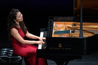 Pianist Jeeyoon Kim: music and poetry at Carnegie in Off-Off-Broadway