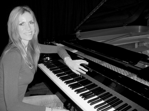 Late Night Jazz: Caroline Cooper