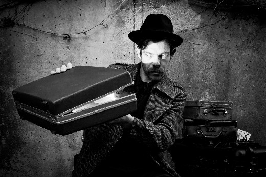 Suitcase Show in Scotland