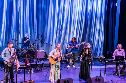 The Joni Project - Celebrating the Music of Joni Mitchell featuring Katie Pearlman and her band! in Maine