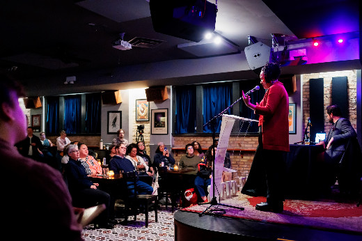 Write Club Chicago Launches its 17th Season of ‘Live Lit’ at GMan Tavern, October 20