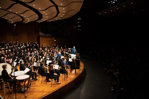Cambridge Symphony Orchestra: Brahms, Bach, and Poulenc in Boston