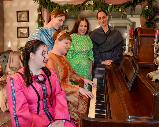 A Little Women Christmas