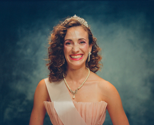 Julie Nolke's Dying On The Outside