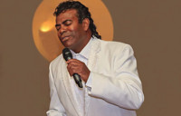 Johnny Mathis Christmas Tribute in Chicago