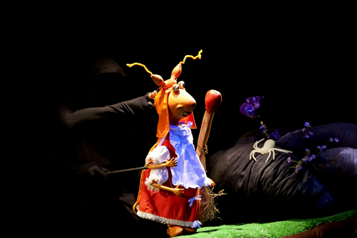 La Cucarachita Martina