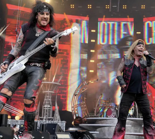 Motley Crue & Tesla at Utah First Credit Union Amphitheatre in Utah