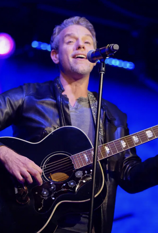 Adam Pascal