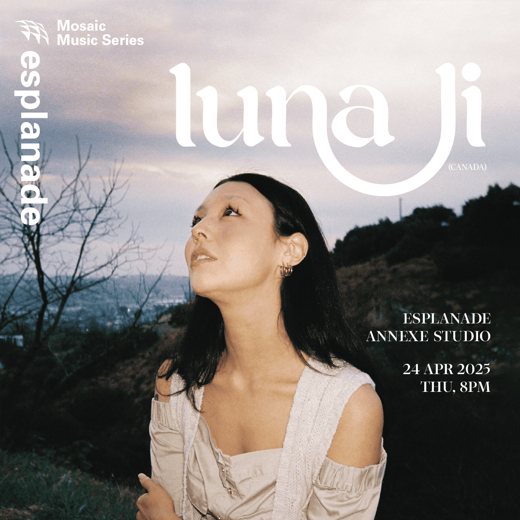 Luna Li in Singapore