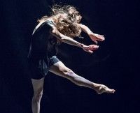 DANCE CENTER PRESENTS CHICAGO DEBUT OF KIMBERLY BARTOSIK/daela
