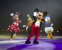 THE WONDERFUL WORLD OF DISNEY ON ICE! show poster