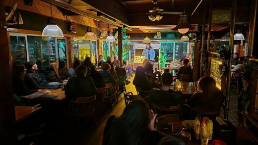 Comedy Oakland at Quinn's Lighthouse Thu Jan 1 8pm