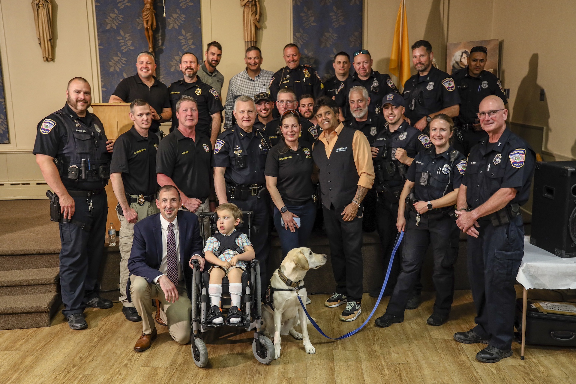 Erik with officers and the Mumm Family at the