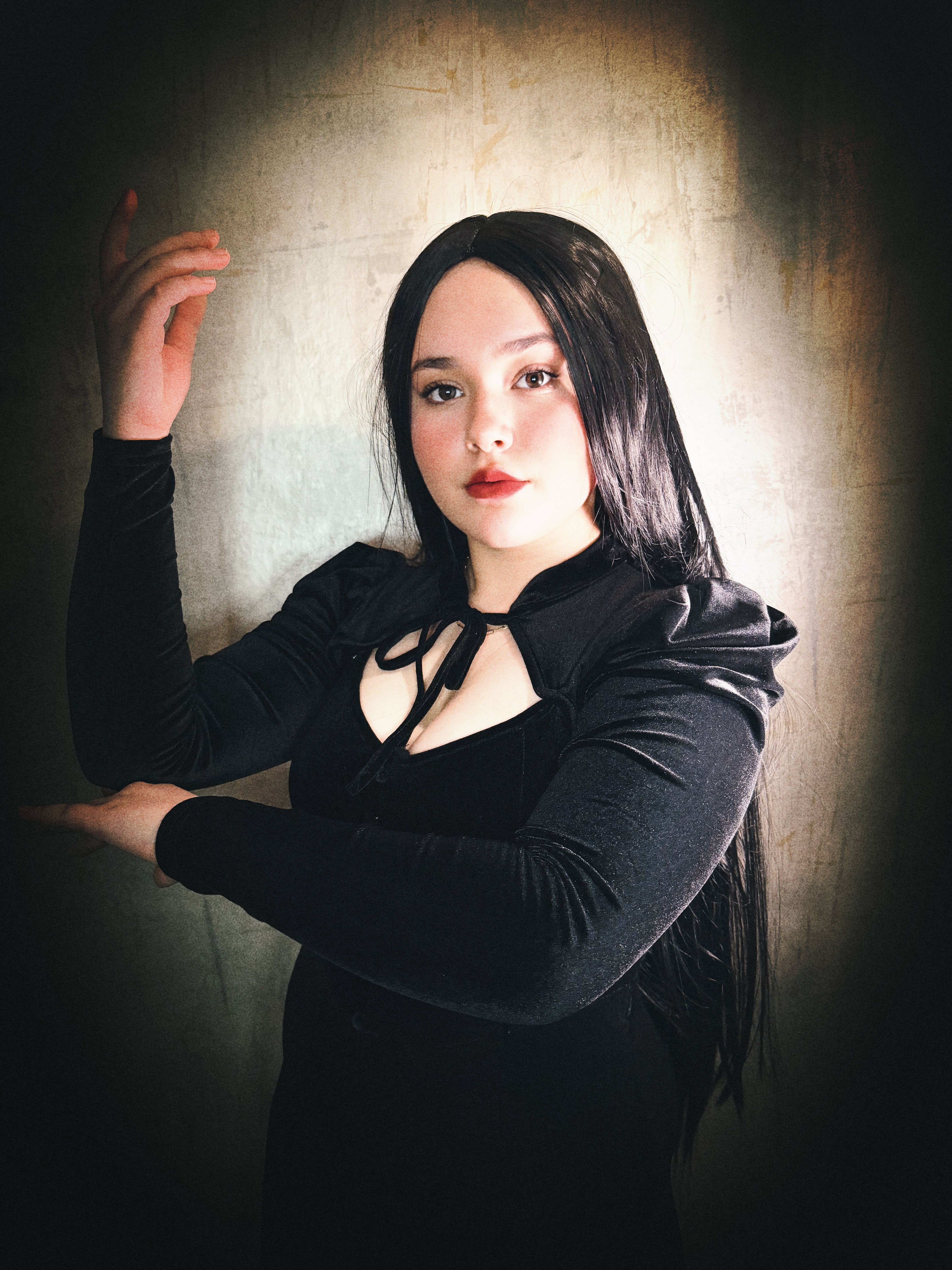 Arianna Garcia (Morticia Addams)