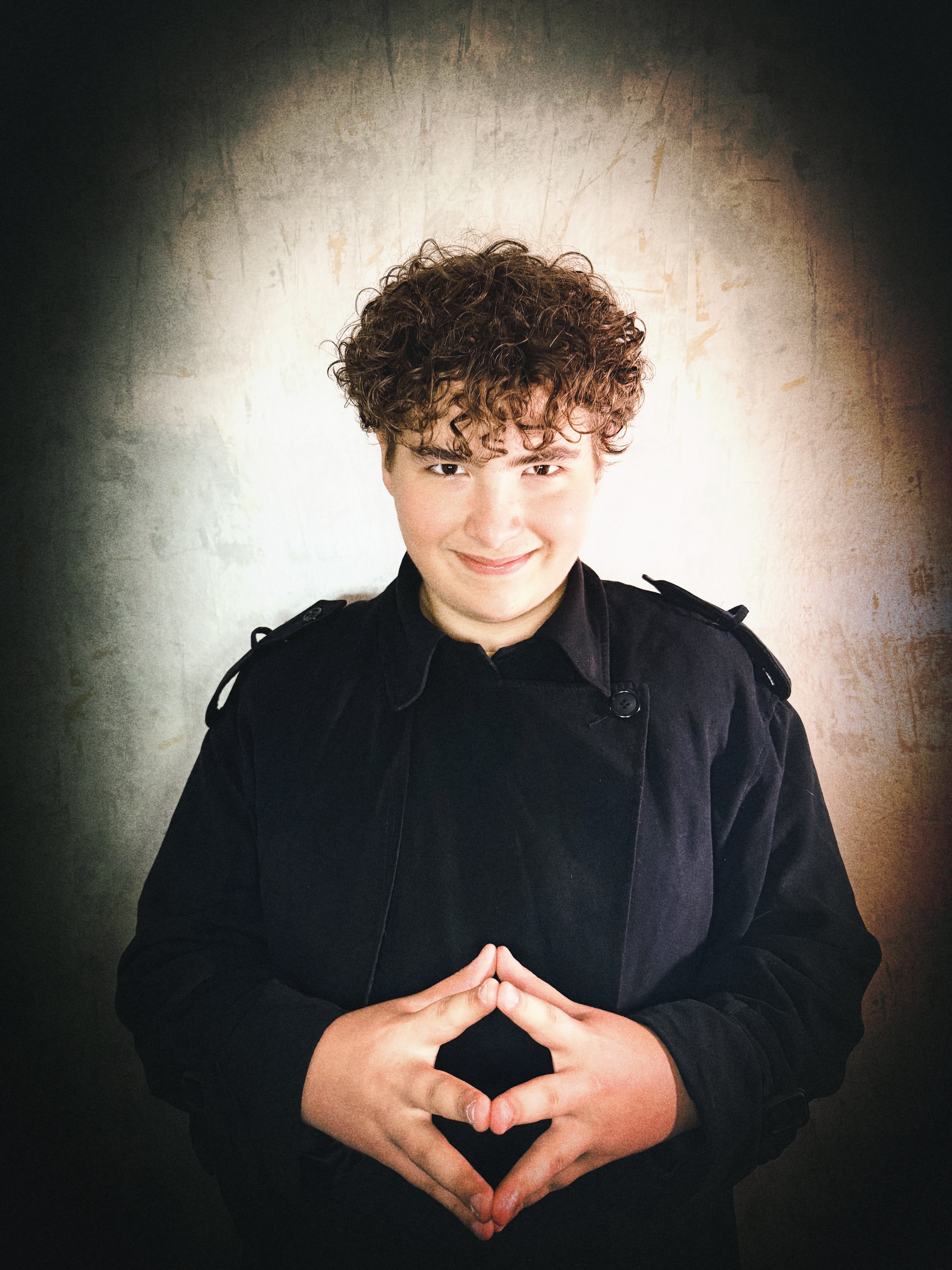 Justin Mena (Fester Addams)