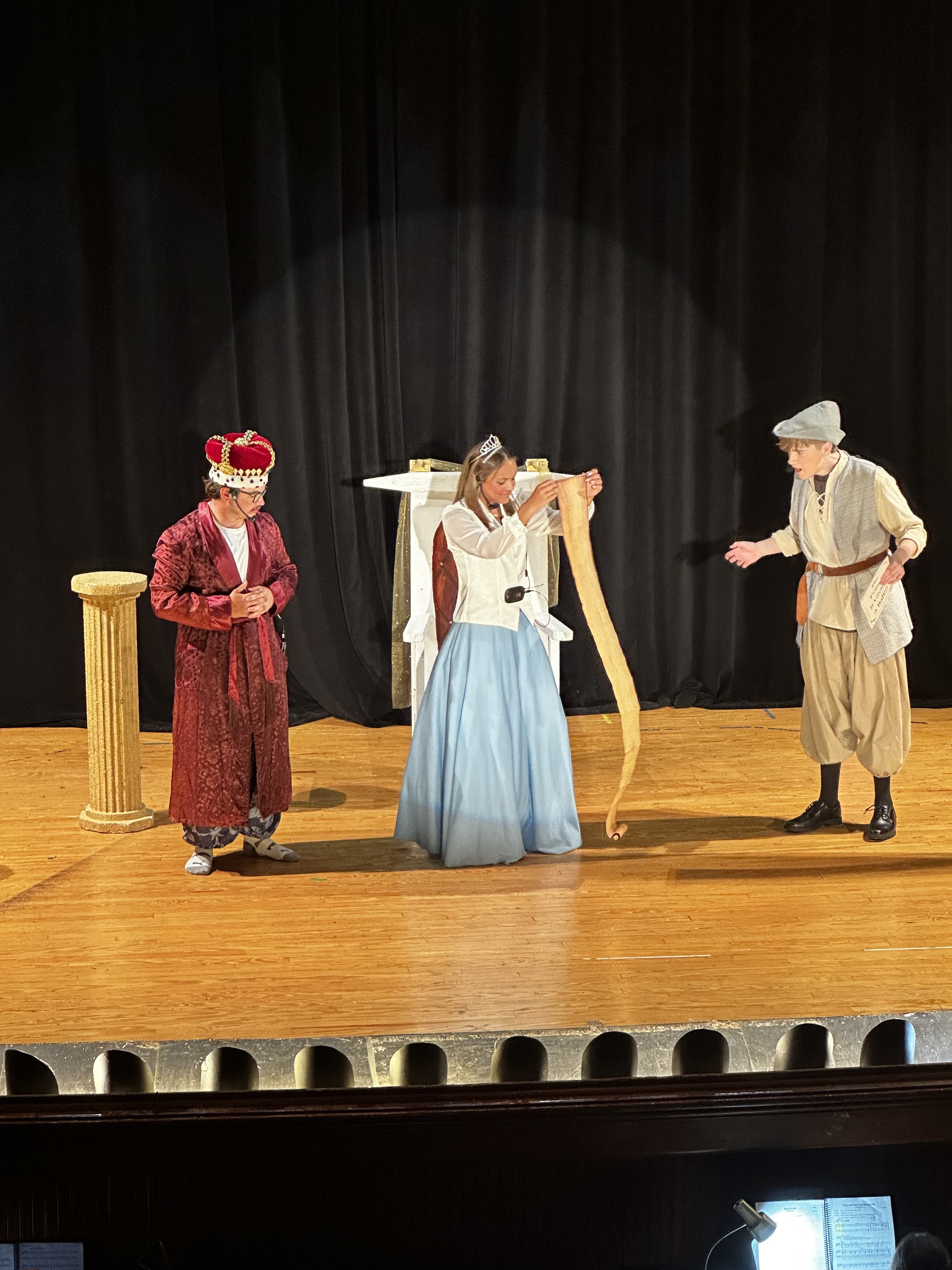 Arguing with the King and Queen.
