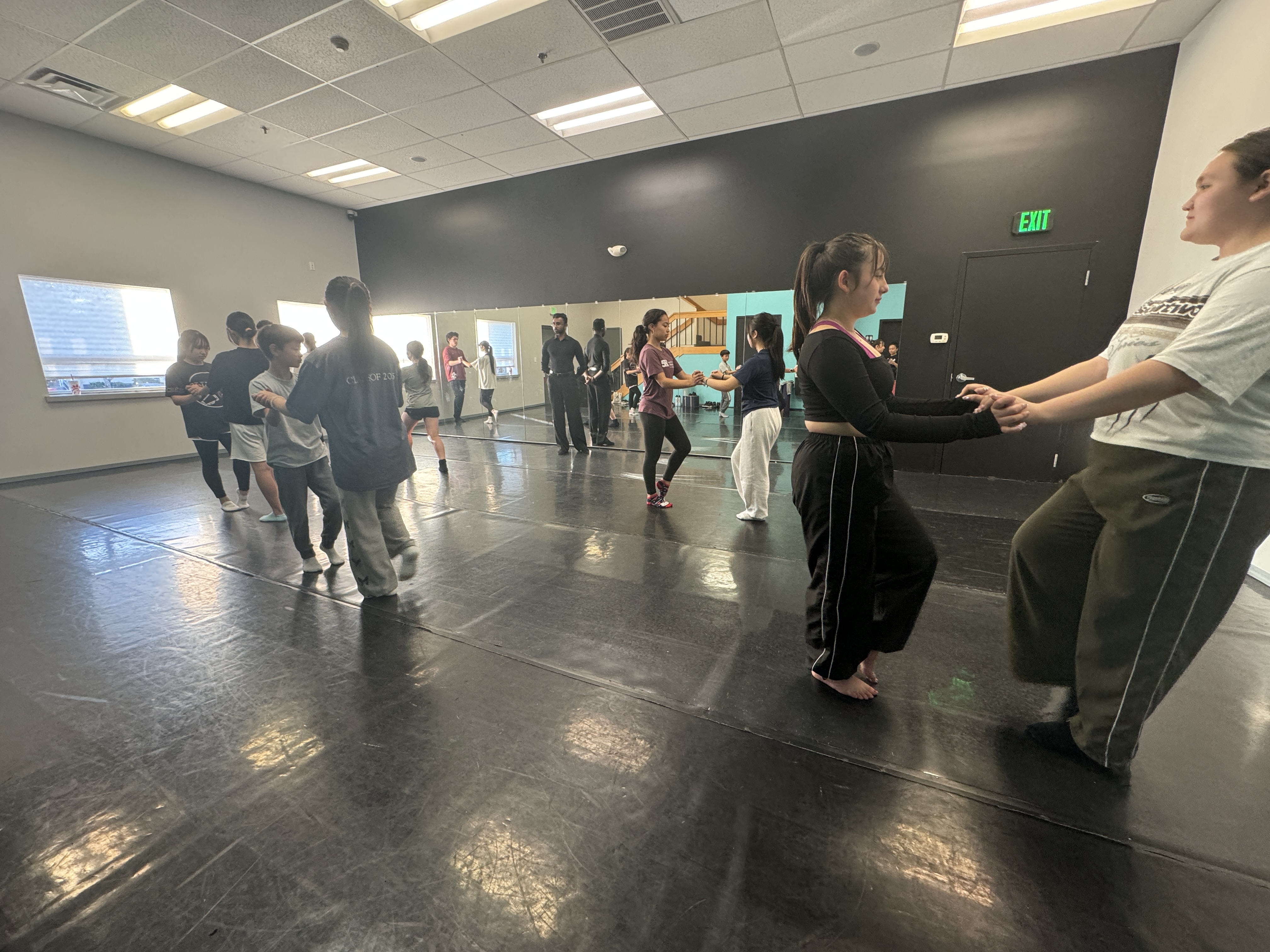 Posture and Ballroom Steps Worksop by Ashan Samarasinghe (Oct. 2024)