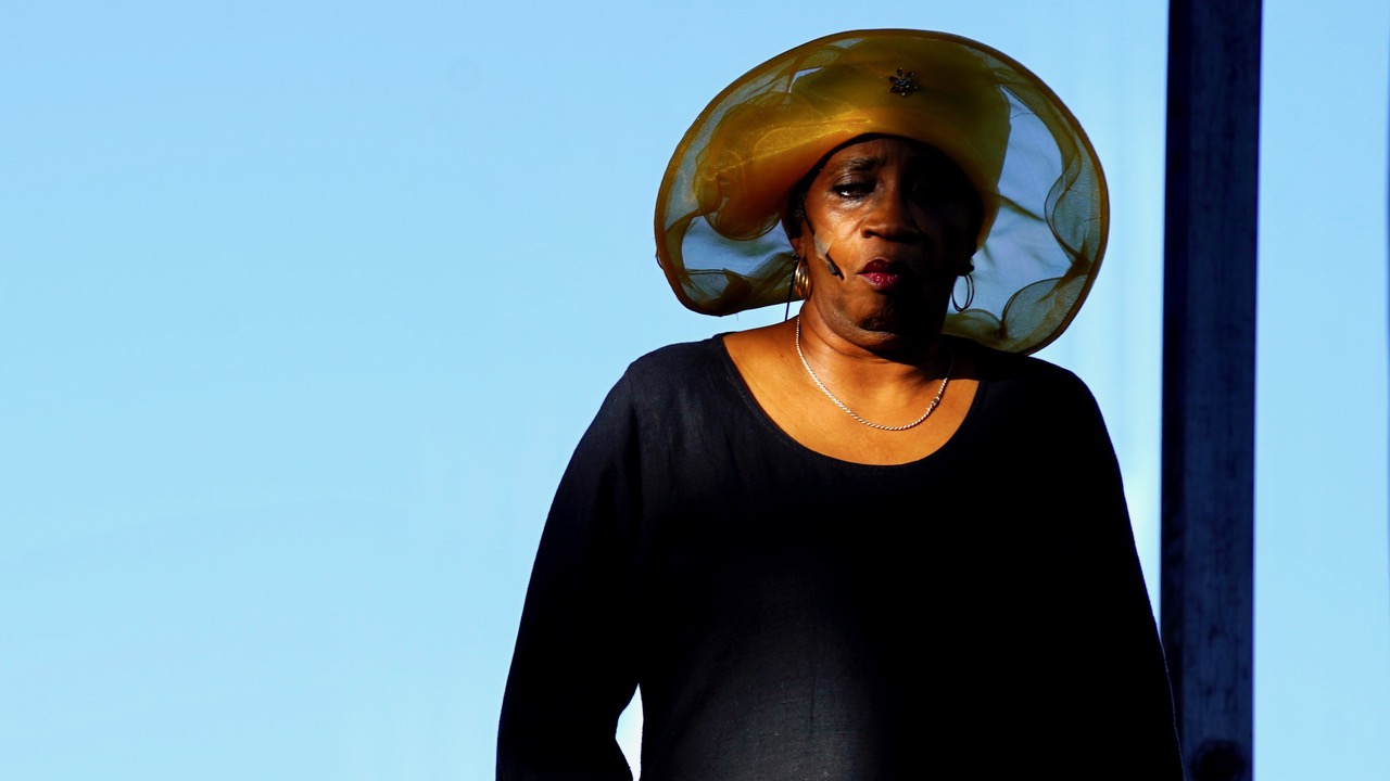 OJ Nelson as Mama