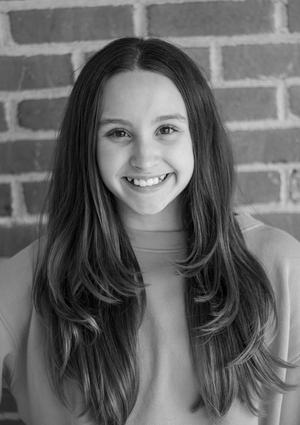 Scarlett Chapman - Alice