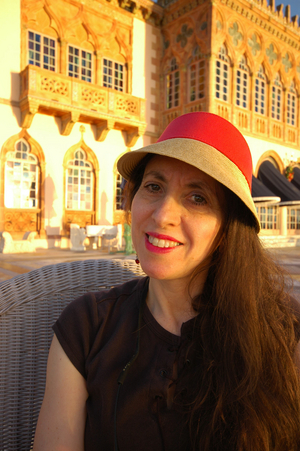 J.Lois Diamond - Playwright/Director, Love Gone Viral