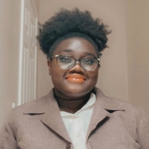 Olivia Carter ('21)