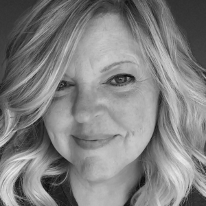 BETH KNOX - Managing Director