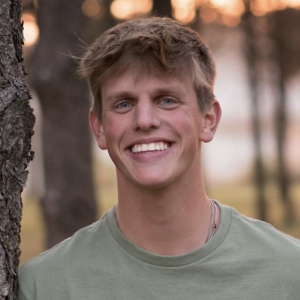 Josh Nelson -