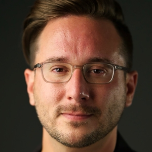 Raymond Evans - Leonard Vole