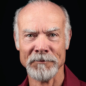 Geoffrey Graeme - Sir Wilfred Robarts