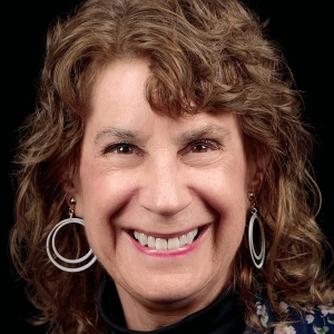 Charisse Zeff - Police Detective/Warder