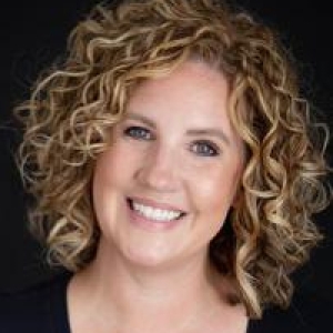 Melanie Johnson - Missy Hart
