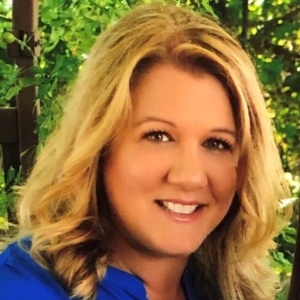 Eileen Aubele -