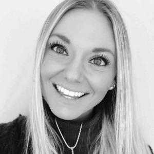 BRITTANY ECKSTROM - Jovie