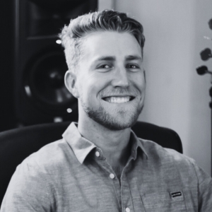 Erik Coveney - Bass