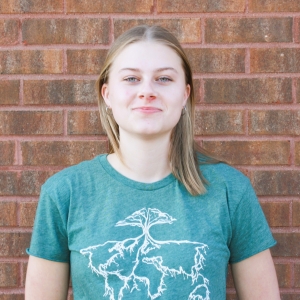 Izzi Desautels - House Crew Manager