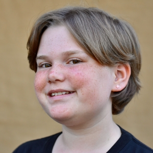 Ezri Bluth