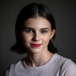 Zoe Whitesell (she/they) - Andrews Sister/Greek Chorus