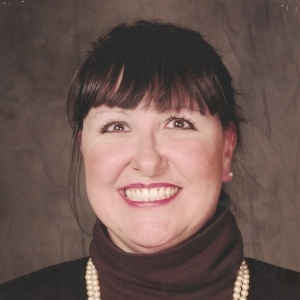 Liz Boyer Hunnicutt - Resident Director