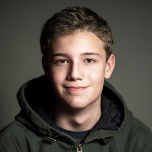 Cosmo Largent (he/him) - Joe/Ensemble