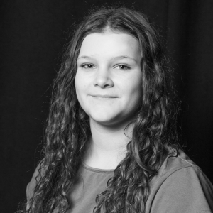 Lexi Hapner - Belva Collins