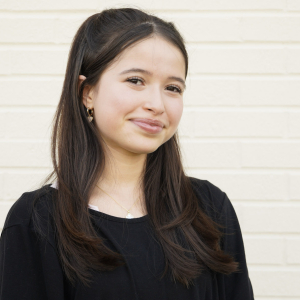 Emma Baez - Ensemble/Swing